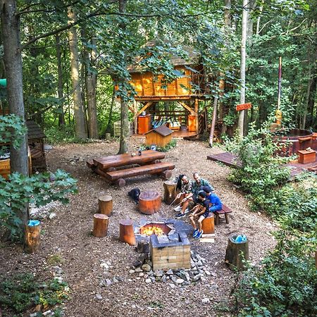 Готель Treehous Sneznik S Wellness Долні-Морава Екстер'єр фото